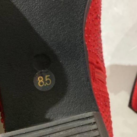 BRAND NEW Red Rhinestone Cowboy Boots with Black Heel - Picture 5 of 5